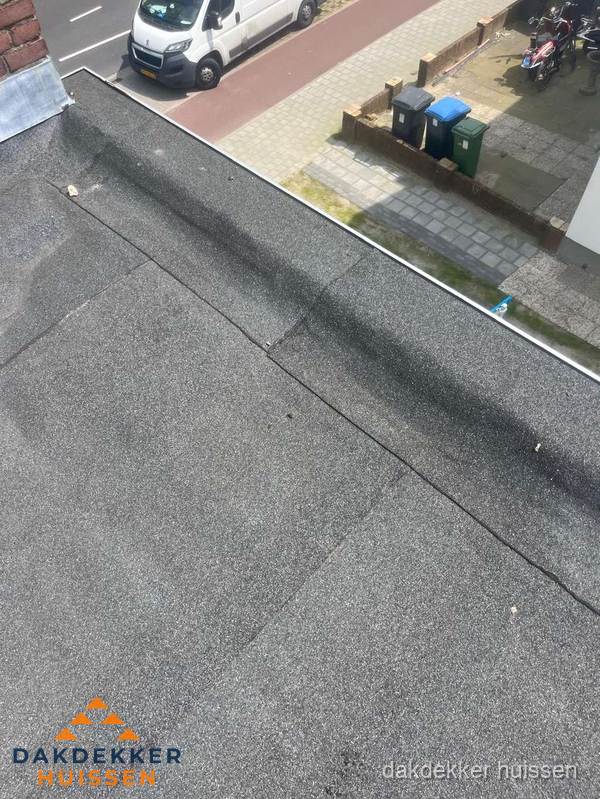 Kosten dakisolatie: plat dak met bitumen dakbedekking in Huissen