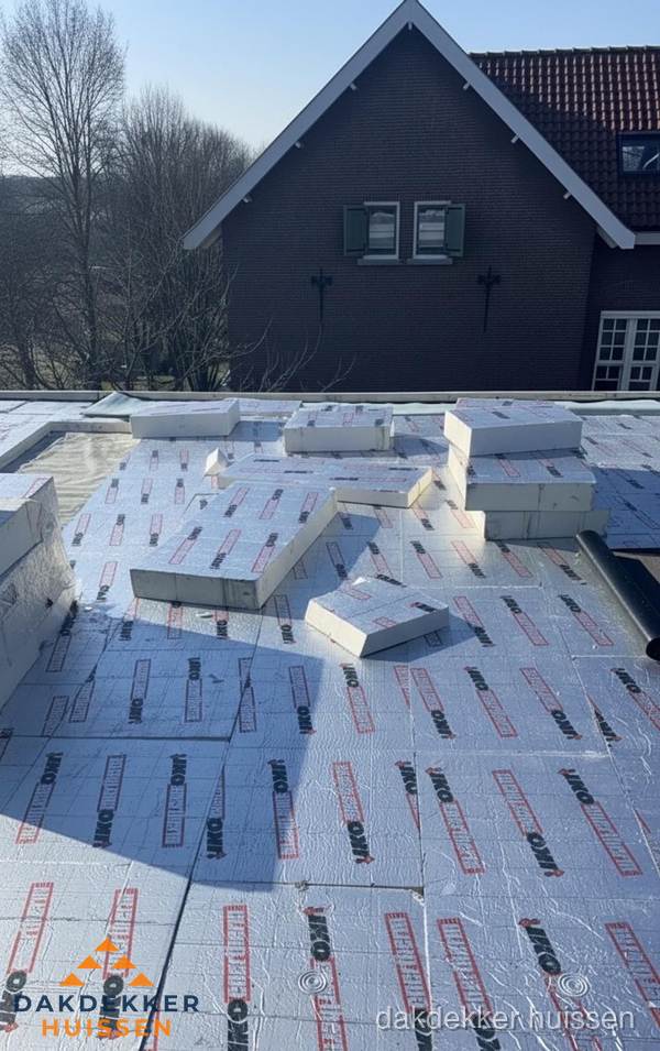 IKO PIR isolatieplaten op plat dak in Huissen